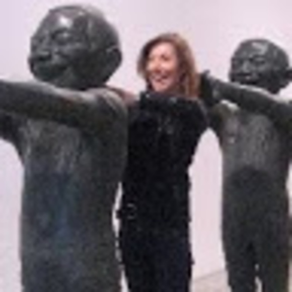 Meet your Posher, Ellen - Picture 1 of 1